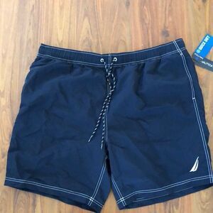 NWT Nautica Navy swim shorts trunks men’s.  With net. size XXL quick dry